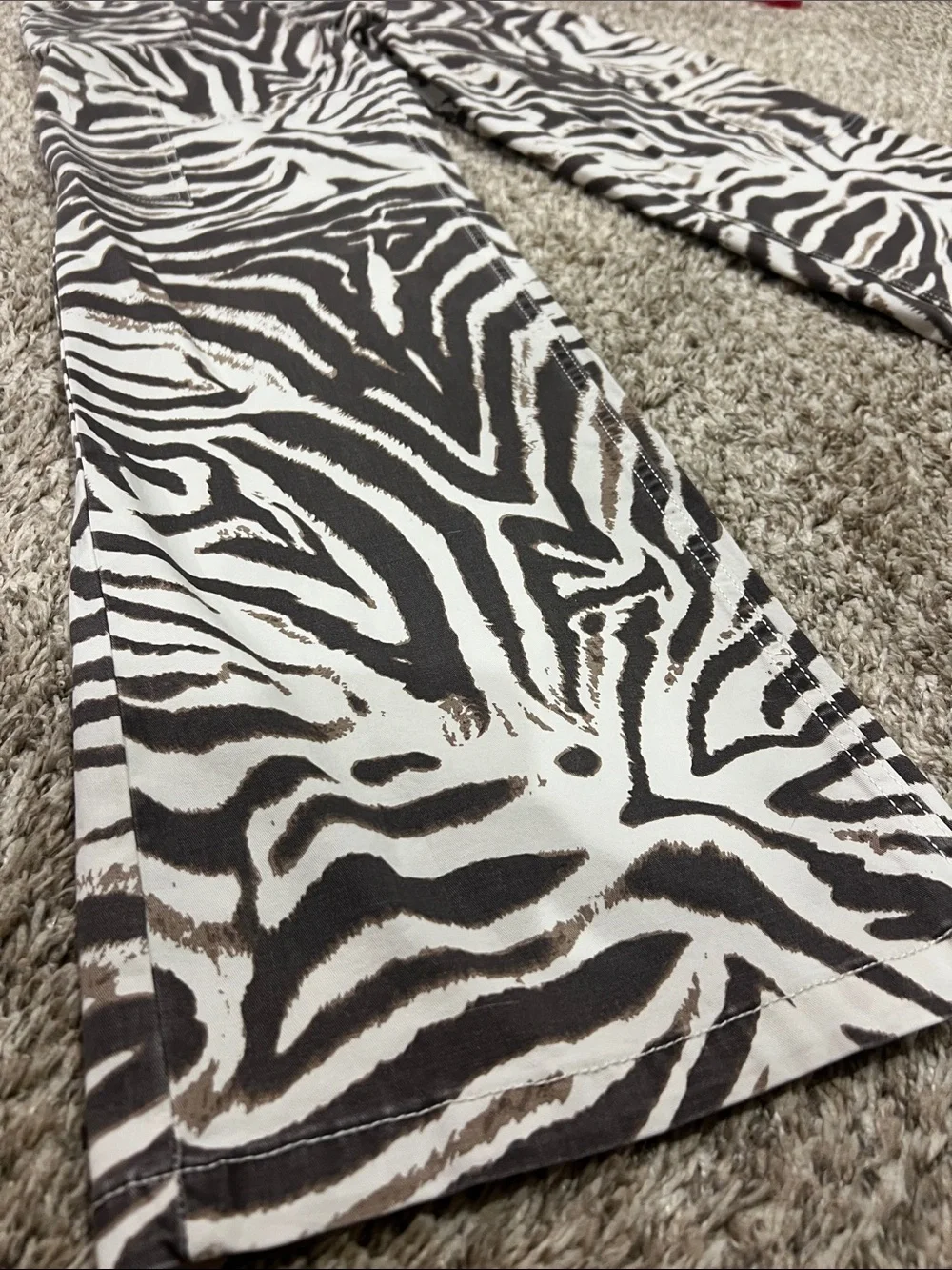 NWT! VIRAL Most Comfy EVER! No Boundaries Zebra Print Wide Leg Cargo Pants - Picture 8 of 15